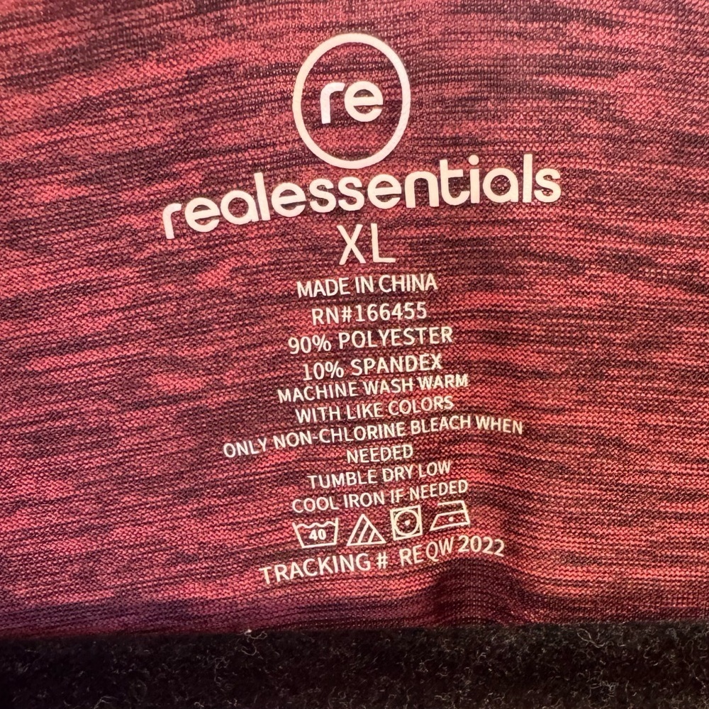 Real Essentials Burgundy Heathered Activewear Top Relaxed T-Shirt Size XL - Picture 3 of 5